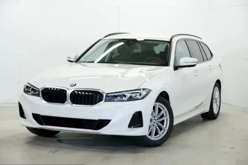 BMW 318i (Seria 3) din 2024 cu 11.500 km - oferta BMW224040 - foto 1
