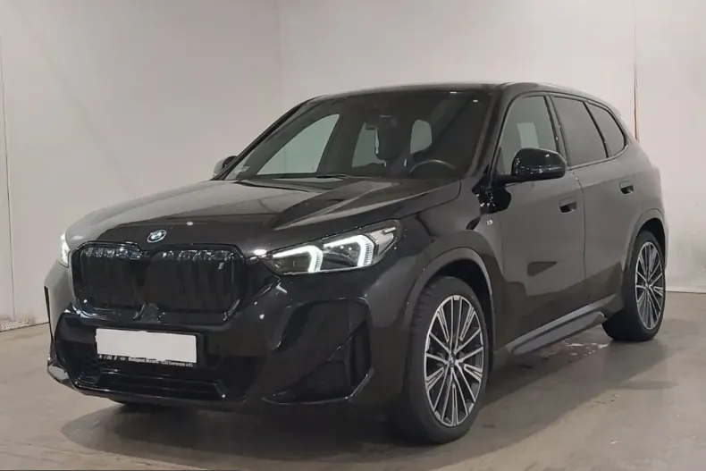 BMW iX1 (Seria X) din 2023 cu 19.000 km - oferta BMW224043 - foto 3