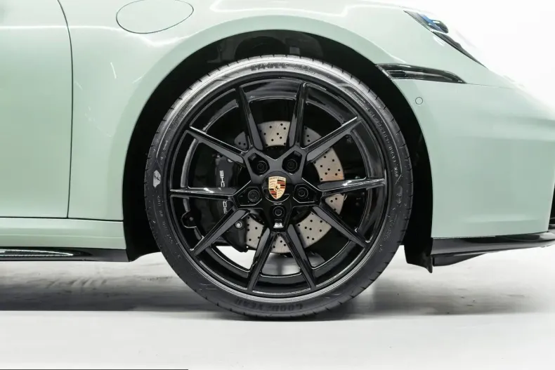 Porsche 992 din 2025 cu 11.000 km - oferta POR224045 - foto 9