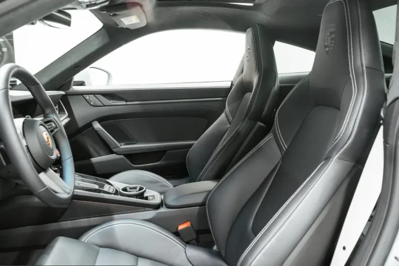 Porsche 992 din 2025 cu 11.000 km - oferta POR224045 - foto 11