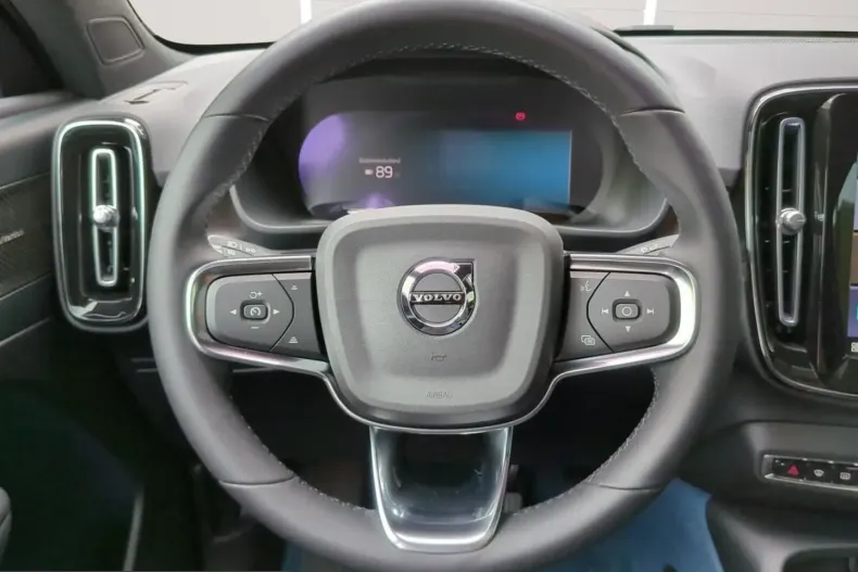 Volvo C40 din 2022 cu 12.100 km - oferta VOL224046 - foto 12