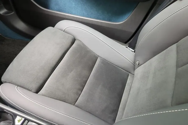 Volvo C40 din 2022 cu 12.100 km - oferta VOL224046 - foto 21