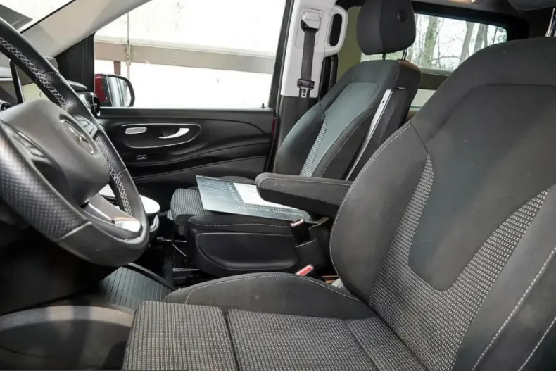 Mercedes-Benz EQV din 2023 cu 23.814 km - oferta MER224047 - foto 16