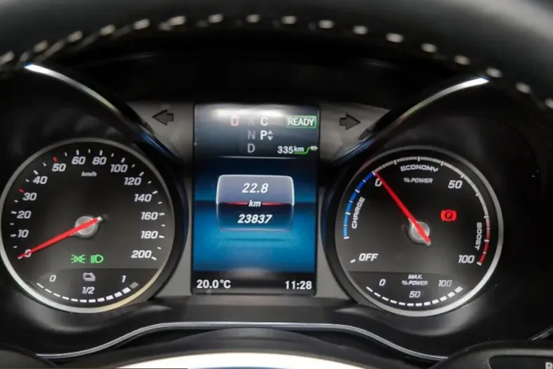 Mercedes-Benz EQV din 2023 cu 23.814 km - oferta MER224047 - foto 21
