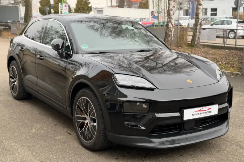 Porsche Macan din 2025 cu 7.000 km - oferta POR224048 - foto 3