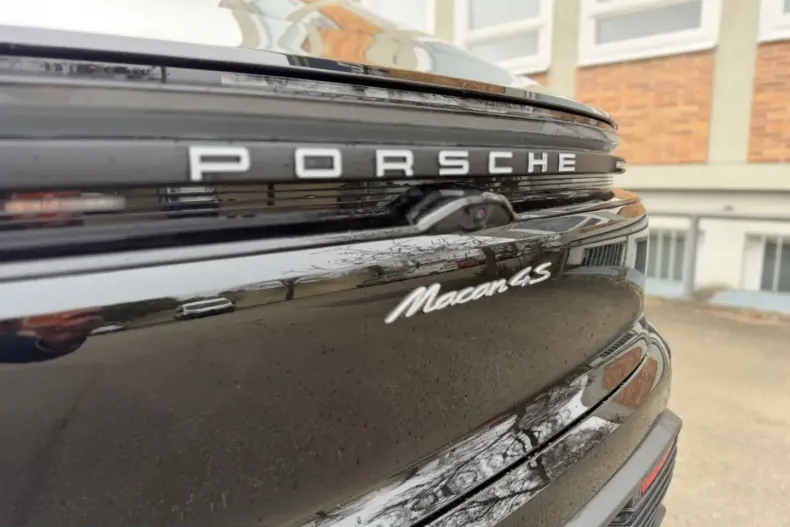 Porsche Macan din 2025 cu 7.000 km - oferta POR224048 - foto 8