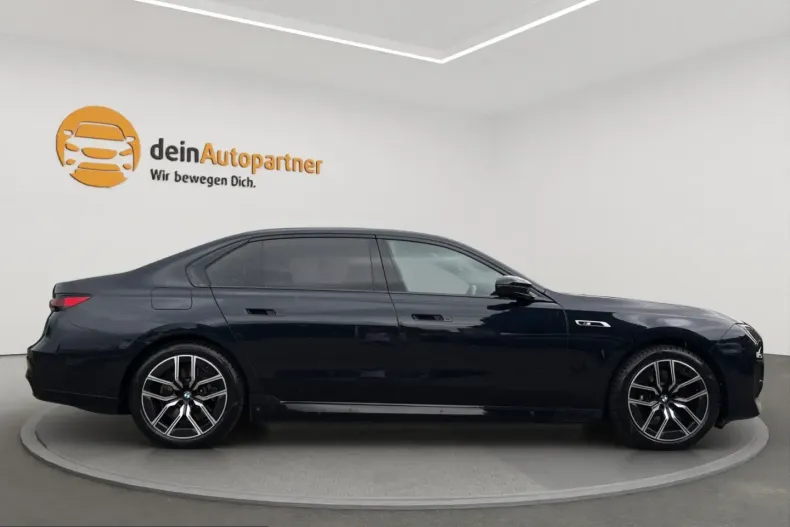 BMW i7 (Seria 7) din 2023 cu 25.000 km - oferta BMW224049 - foto 4