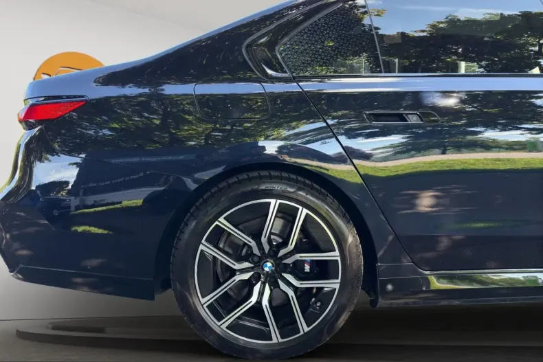 BMW i7 (Seria 7) din 2023 cu 25.000 km - oferta BMW224049 - foto 10
