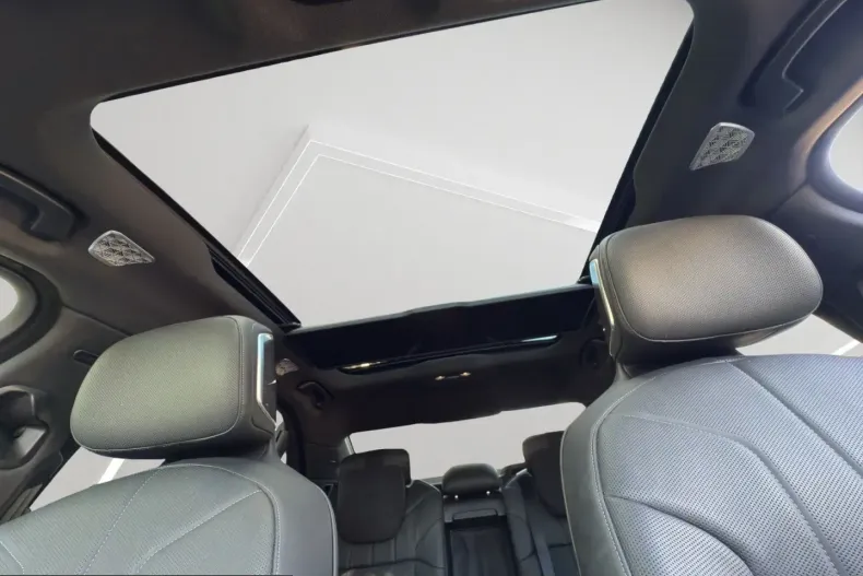BMW i7 (Seria 7) din 2023 cu 25.000 km - oferta BMW224049 - foto 21