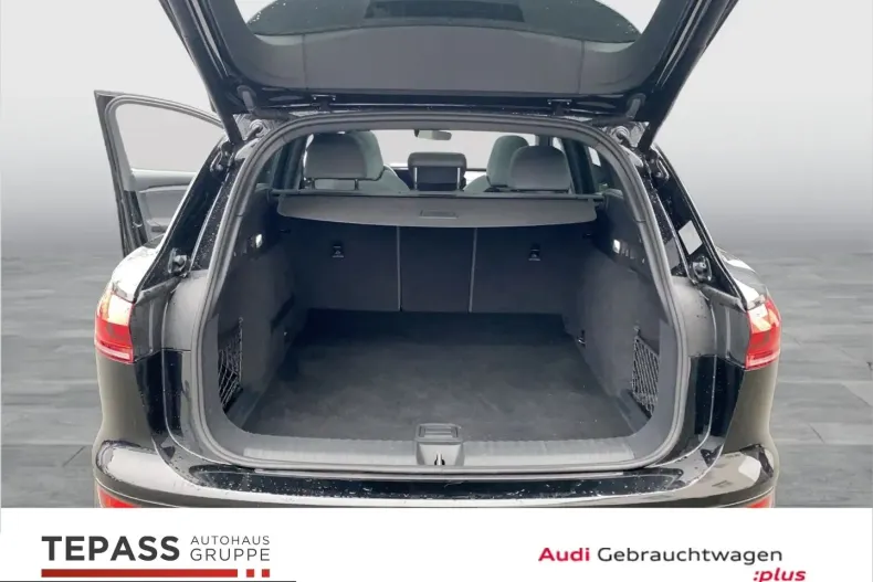 Audi SQ6 e-tron din 2024 cu 10.150 km - oferta AUD224051 - foto 12