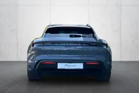 Porsche Taycan din 2025 cu 10.800 km - oferta POR224052 - foto 5