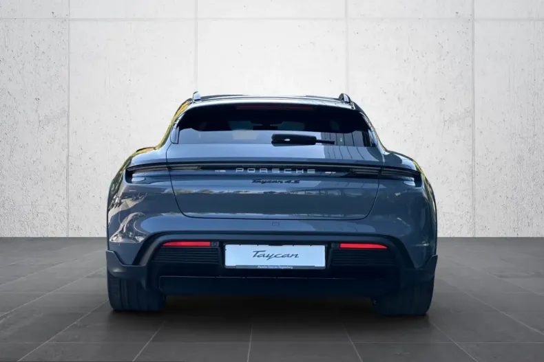 Porsche Taycan din 2025 cu 10.800 km - oferta POR224052 - foto 5