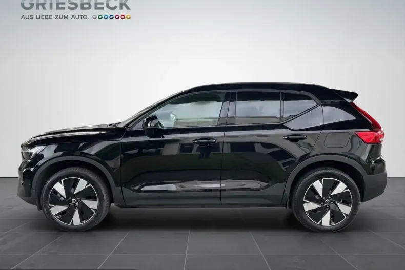 Volvo XC40 din 2023 cu 11.950 km - oferta VOL224055 - foto 2