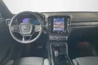 Volvo XC40 din 2023 cu 11.950 km - oferta VOL224055 - foto 8