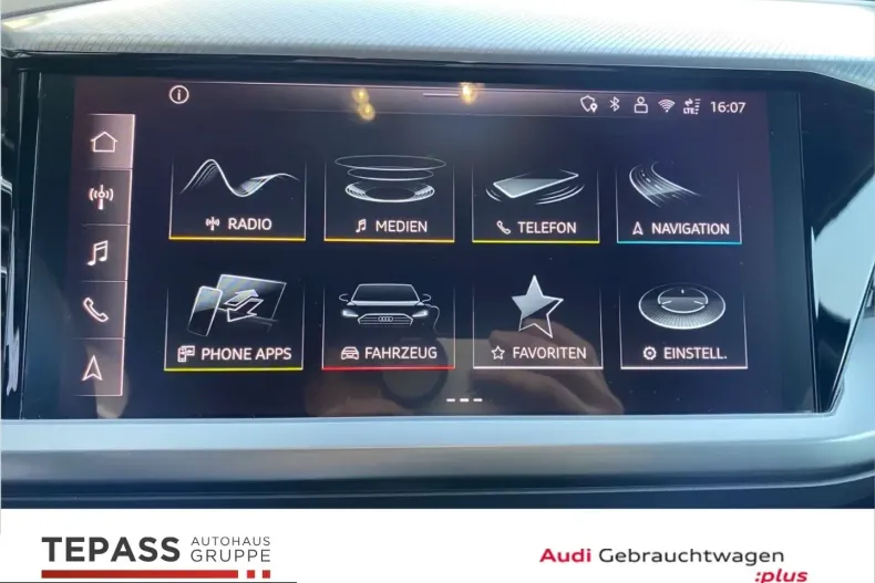 Audi Q4 e-tron din 2024 cu 13.325 km - oferta AUD224056 - foto 9