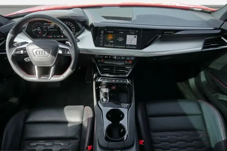 Audi RS e-tron GT din 2023 cu 66.570 km - oferta AUD224057 - foto 4