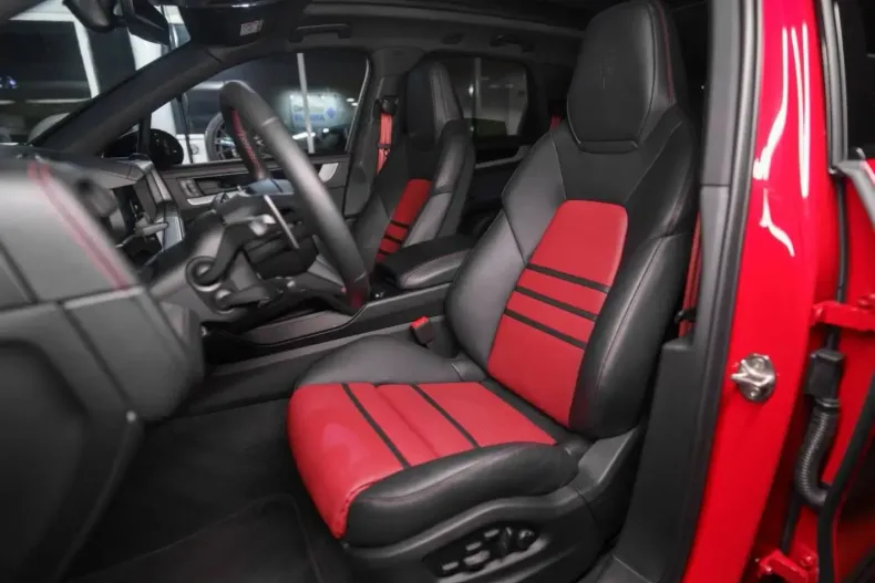 Porsche Cayenne din 2025 cu 10.000 km - oferta POR224058 - foto 19
