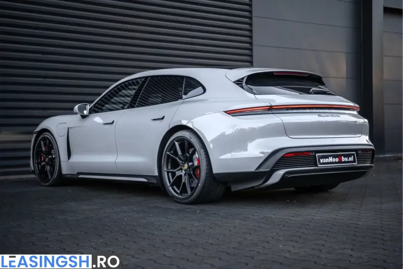 Porsche Taycan din 2022 cu 4.751 km - oferta POR224062 - foto 8