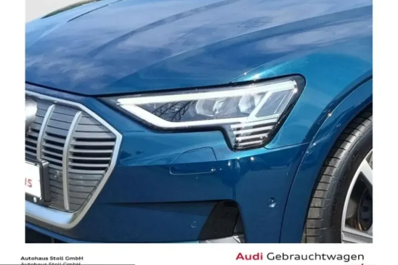 Audi e-tron din 2022 cu 6.990 km - oferta AUD224064 - foto 4