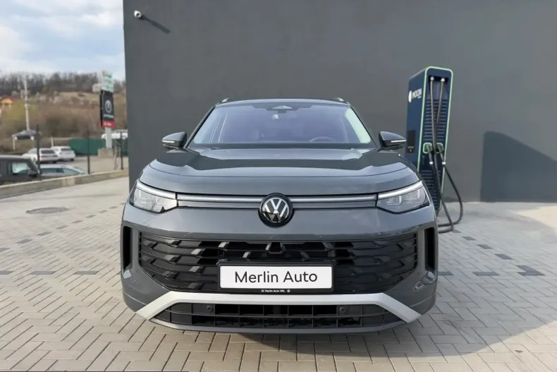 Volkswagen Tayron din 2025 cu 5.000 km - oferta VOL224065 - foto 3