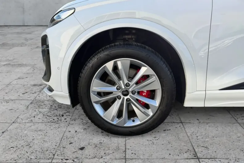 Audi SQ6 e-tron din 2025 cu 13.403 km - oferta AUD224068 - foto 7