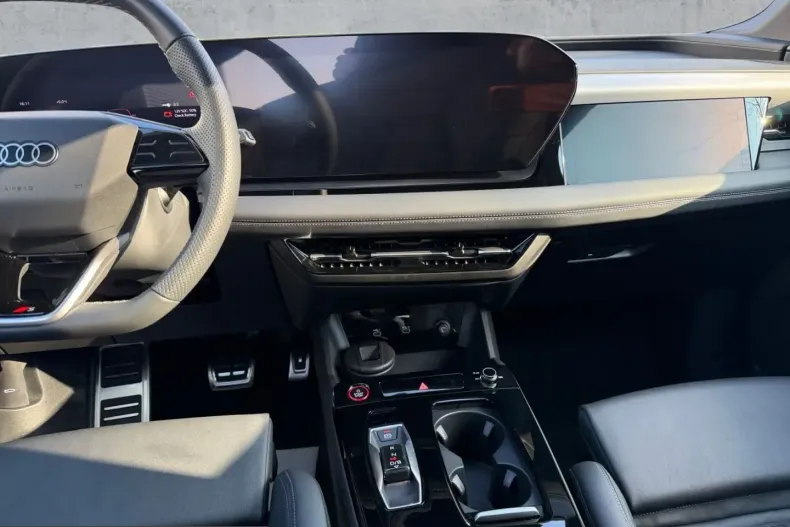 Audi SQ6 e-tron din 2025 cu 13.403 km - oferta AUD224068 - foto 10