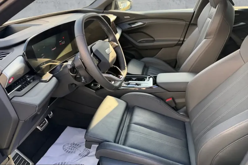 Audi SQ6 e-tron din 2025 cu 13.403 km - oferta AUD224068 - foto 11