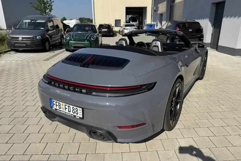 Porsche 992 din 2024 cu 9.500 km - oferta POR224073 - foto 7