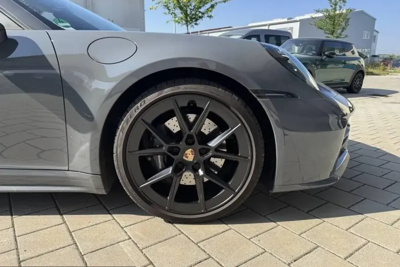 Porsche 992 din 2024 cu 9.500 km - oferta POR224073 - foto 9