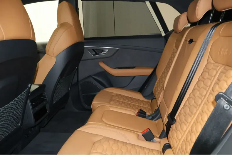 Audi RSQ8 din 2025 cu 10.842 km - oferta AUD224075 - foto 11