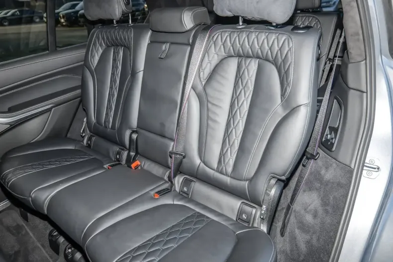 BMW X7 (Seria X) din 2025 cu 15.800 km - oferta BMW224082 - foto 12