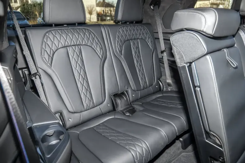 BMW X7 (Seria X) din 2025 cu 15.800 km - oferta BMW224082 - foto 13