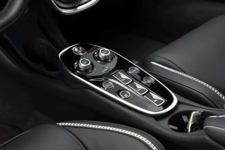 McLaren GT din 2025 cu 5.500 km - oferta MCL224091 - foto 20