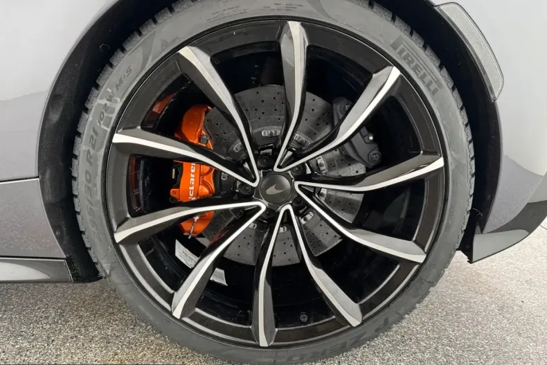 McLaren GTS din 2025 cu 3.900 km - oferta MCL224092 - foto 15