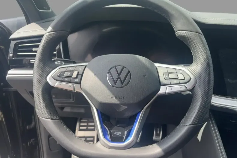 Volkswagen Touareg din 2025 cu 21.616 km - oferta VOL224094 - foto 7