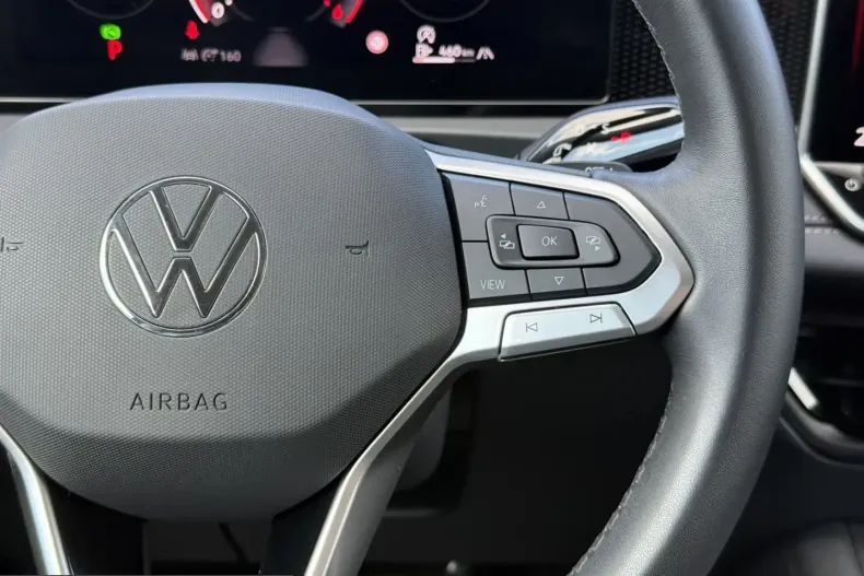 Volkswagen Tiguan din 2025 cu 27.480 km - oferta VOL224096 - foto 32