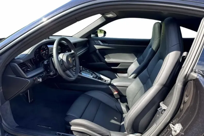 Porsche 992 din 2023 cu 3.500 km - oferta POR224117 - foto 5