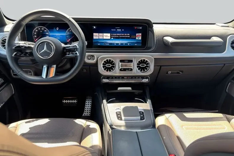 Mercedes-Benz G 500 (Clasa G) din 2025 cu 14.599 km - oferta MER224125 - foto 14