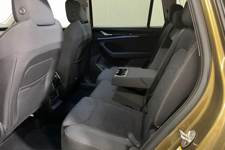 Skoda Kodiaq din 2025 cu 41.499 km - oferta SKO224127 - foto 12