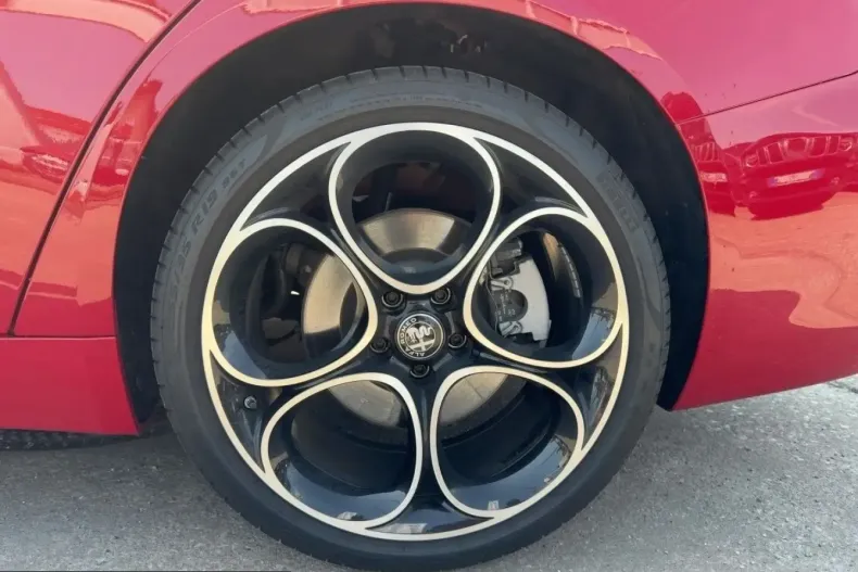 Alfa Romeo Giulia din 2024 cu 20.000 km - oferta ALF224136 - foto 7