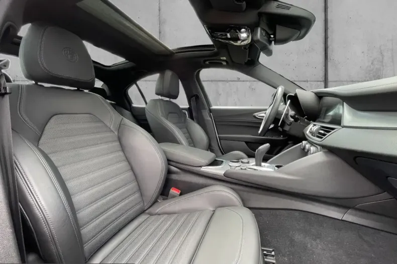 Alfa Romeo Giulia din 2024 cu 26.515 km - oferta ALF224138 - foto 6