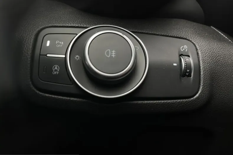 Alfa Romeo Giulia din 2024 cu 26.515 km - oferta ALF224138 - foto 25