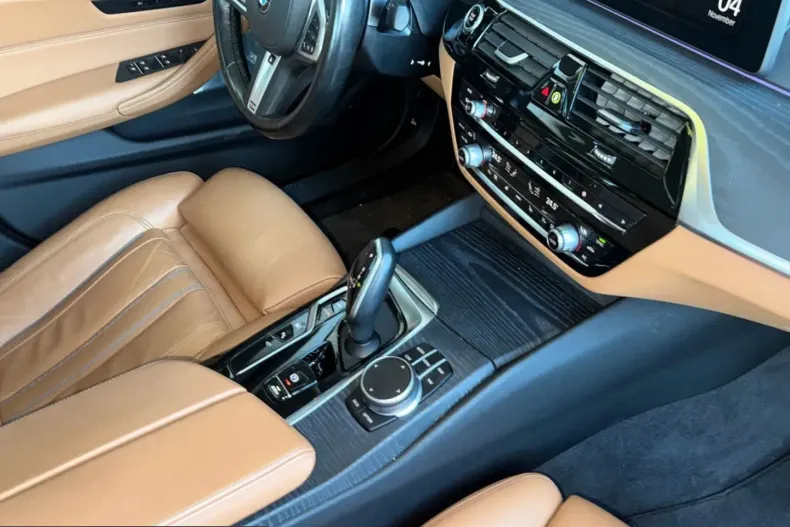 BMW 545 (Seria 5) din 2021 cu 91.870 km - oferta BMW224139 - foto 11