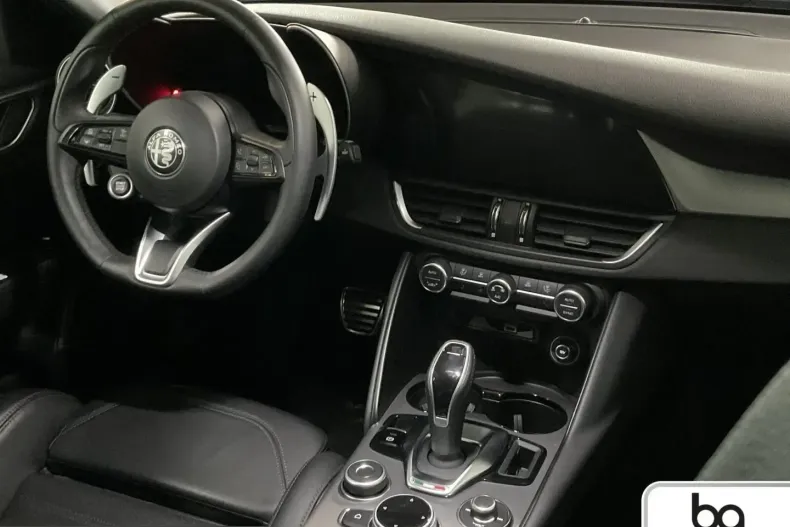 Alfa Romeo Giulia din 2025 cu 17.000 km - oferta ALF224143 - foto 9