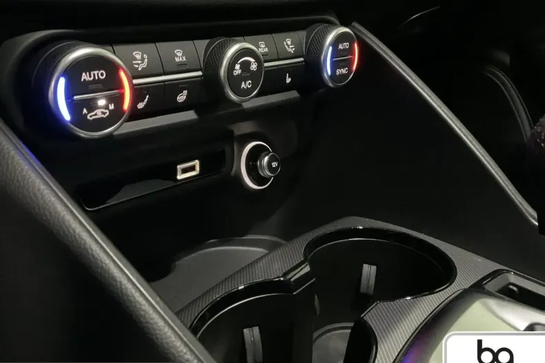 Alfa Romeo Giulia din 2025 cu 17.000 km - oferta ALF224143 - foto 10