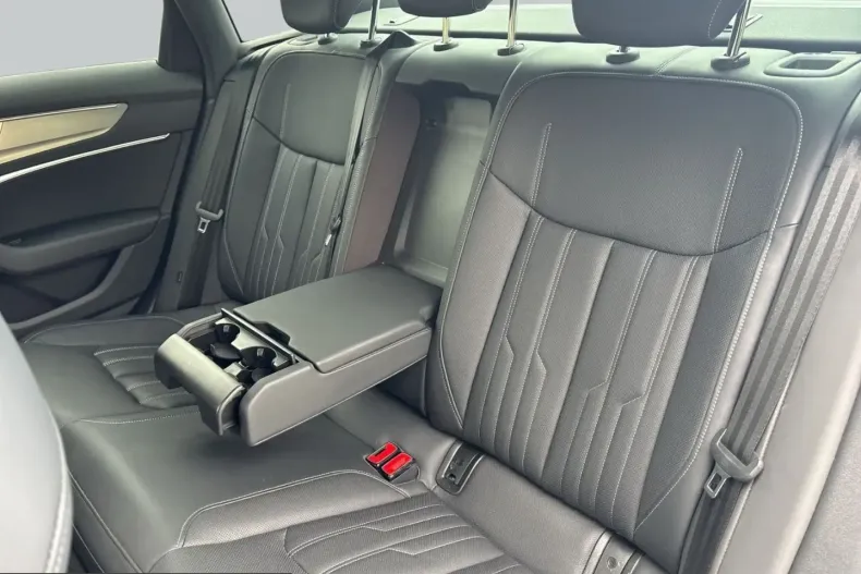 Audi A6 din 2021 cu 53.672 km - oferta AUD224144 - foto 12