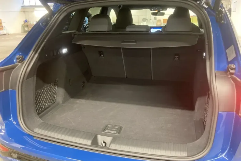 Audi Q6 e-tron din 2024 cu 10.570 km - oferta AUD224147 - foto 7
