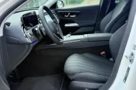 Mercedes-Benz E 220 (Clasa E) din 2024 cu 67 km - oferta MER224152 - foto 10