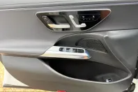 Mercedes-Benz E 220 (Clasa E) din 2024 cu 67 km - oferta MER224152 - foto 31