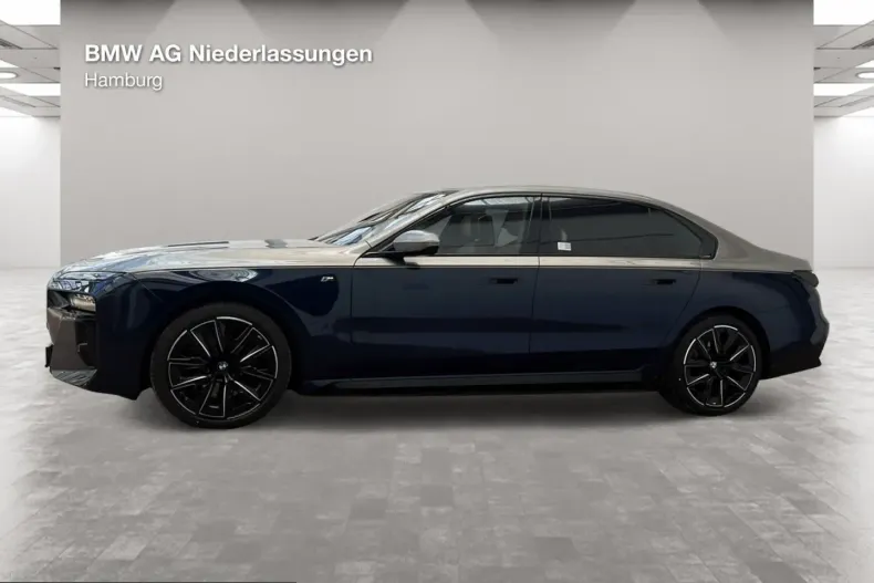BMW i7 (Seria 7) din 2023 cu 18.908 km - oferta BMW224158 - foto 3